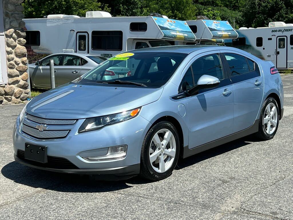 2014 Chevrolet Volt FWD for sale in Worcester, MA – photo 3