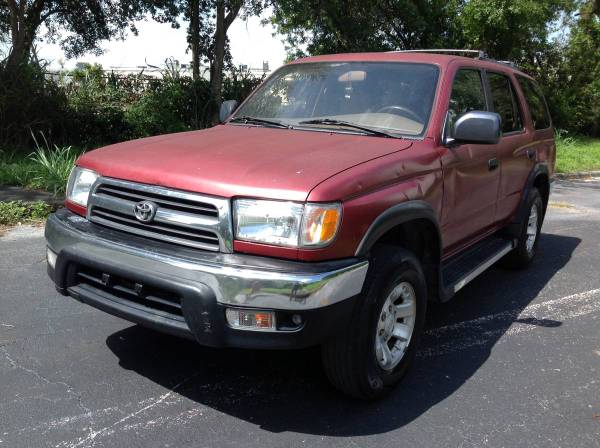 2000 TOYOTA 4RUNNER MANUAL TRANSMISSION 2WD 4 CYLINDERS TRUCK for sale in Orlando, FL