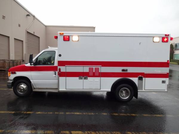 1998 Ford E450 Ambulance Conversion:7.3L Diesel, Fully... for sale in Auburn, WA – photo 4