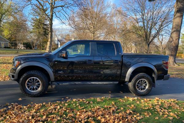 Raptor SVT Supercrew - cars & trucks - by owner - vehicle automotive... for sale in Toledo, OH