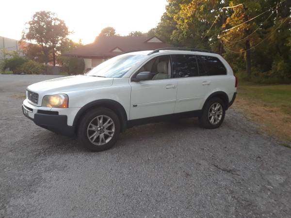 2005 VOLVO XC90 $3900 for sale in Toledo, OH