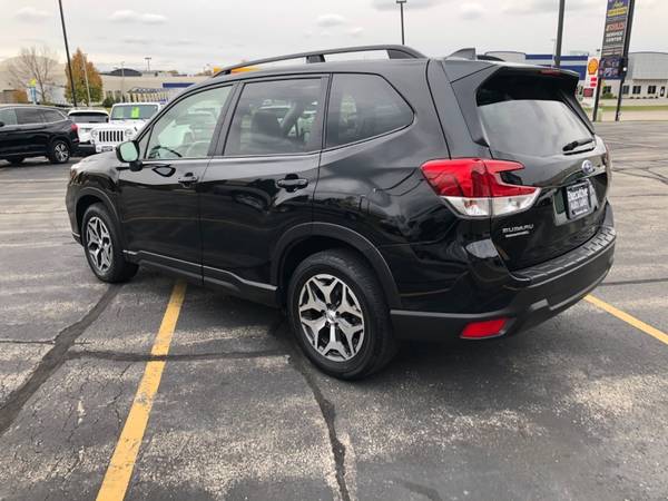 2019 Subaru Forester 2 5i Premium Trade-In s Welcome - cars & for sale in Green Bay, WI – photo 5