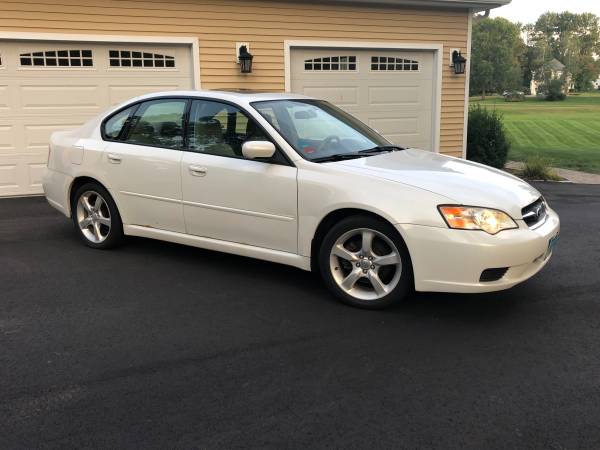 SUBARU LEGACY 2.5i for sale in Colchester, CT