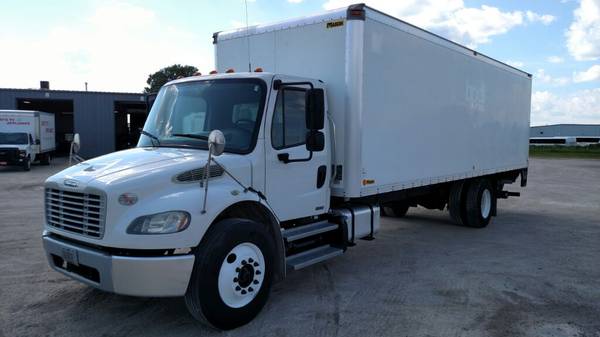 2012 Freightliner M2106 straight truck for sale in Fond Du Lac, WI – photo 6