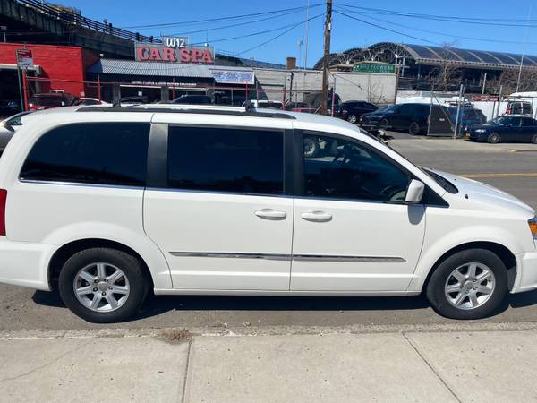 Chrysler town and country 2012 for sale in Brooklyn, NY – photo 8