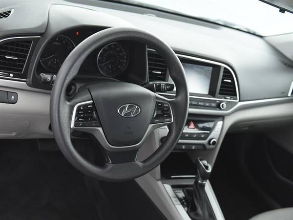 2017 Hyundai Elantra SE Sedan 4D sedan GRAY - FINANCE ONLINE for sale in Atlanta, NC – photo 2
