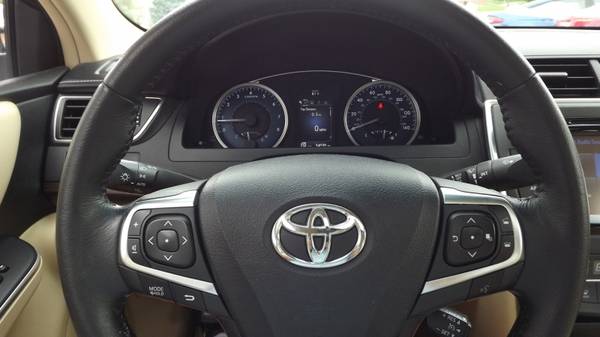 2015 Toyota Camry XLE for sale in Carroll, IA – photo 11