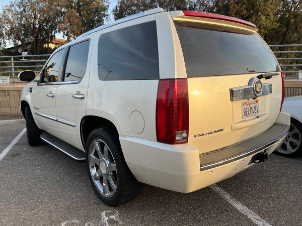 2007 Cadillac Escalade fully loaded for sale in San Marcos, CA – photo 2