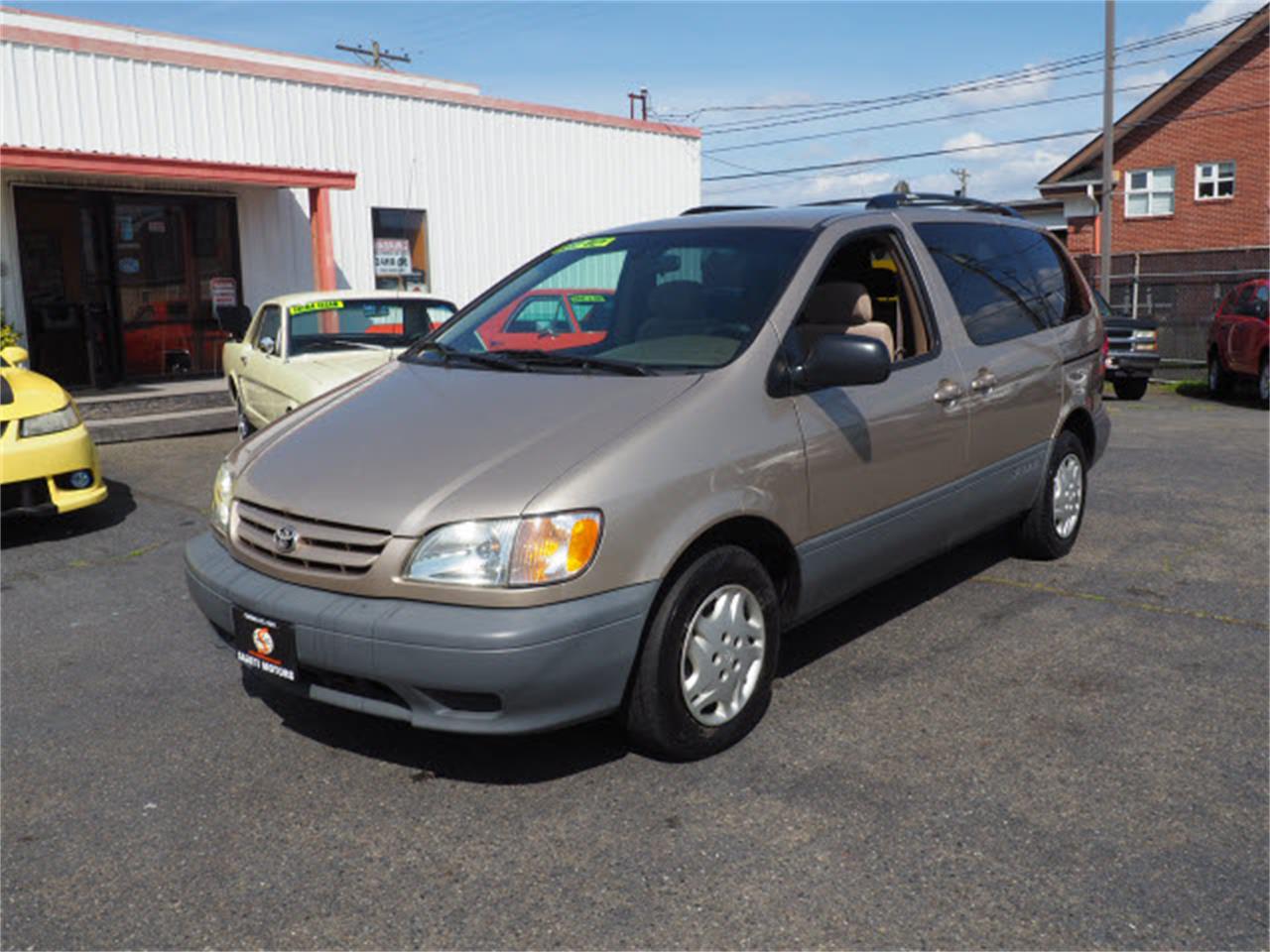 2003 Toyota Sienna for sale in Tacoma, WA