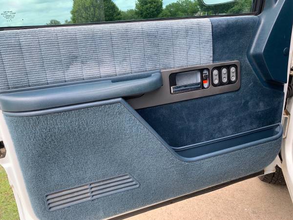 1994 Chevy C1500 with only 84k, 2 Owner, Clean Title, 5 7L, Original for sale in Rockwall, TX – photo 18