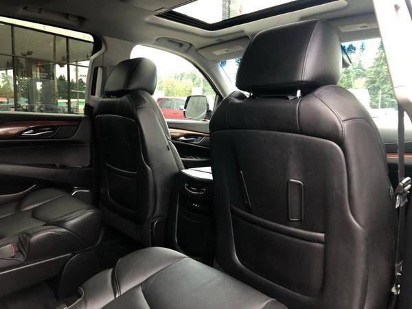 2016 Cadillac Escalade ESV 4x4 4WD Luxury SUV for sale in Milwaukie, OR – photo 17