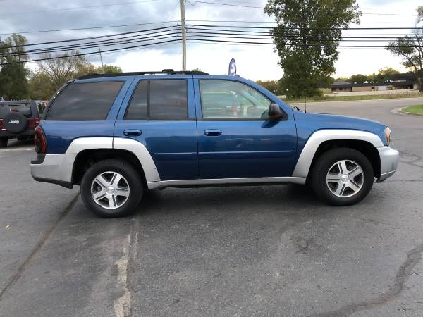 Best Buy! 2005 Chevy Trailblazer! 4x4! Loaded! Leather! for sale in Ortonville, OH – photo 6