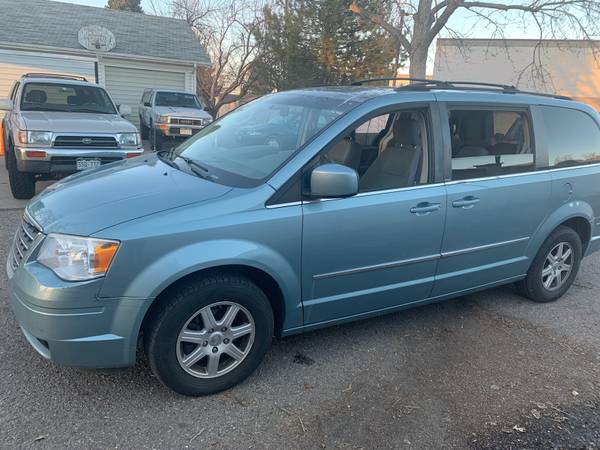 2010 Chrysler town and country for sale in Masonville, CO – photo 2