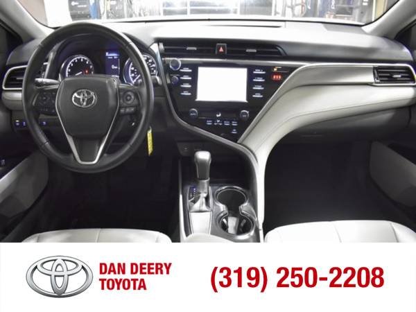 2018 Toyota Camry SE Super White - - by dealer for sale in Cedar Falls, IA – photo 8