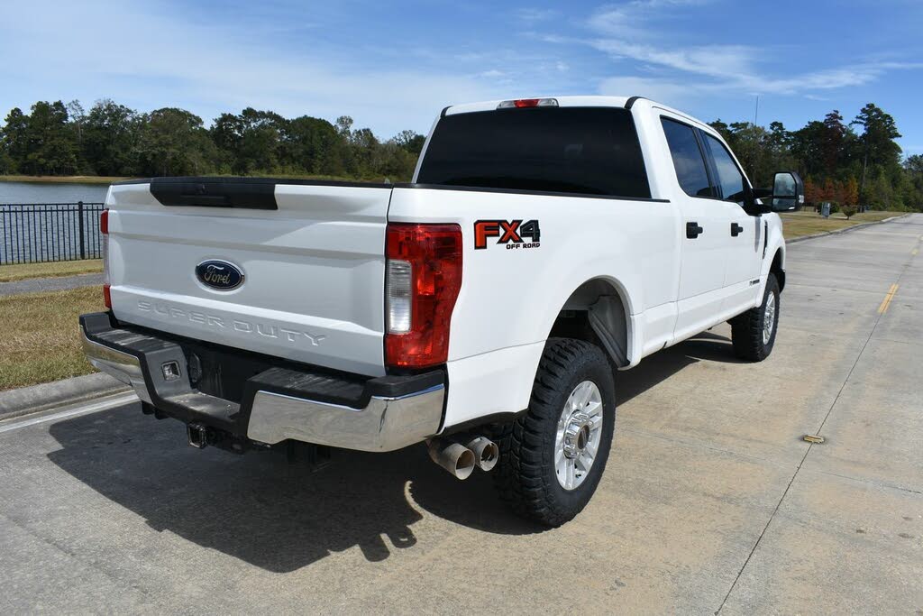 2019 Ford F-250 Super Duty XLT Crew Cab 4WD for sale in Walker , LA – photo 4