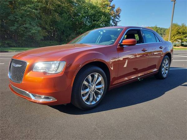 2021 Chrysler 300 Touring sedan Canyon Sunset - - by for sale in Rockaway, NJ – photo 10