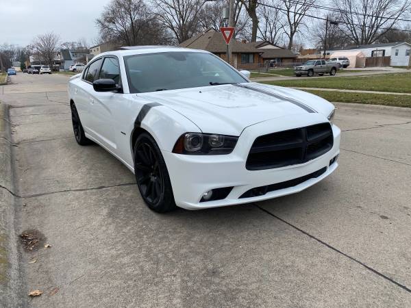 2013 Dodge Charger RT - cars & trucks - by owner - vehicle... for sale in Warren, MI – photo 6