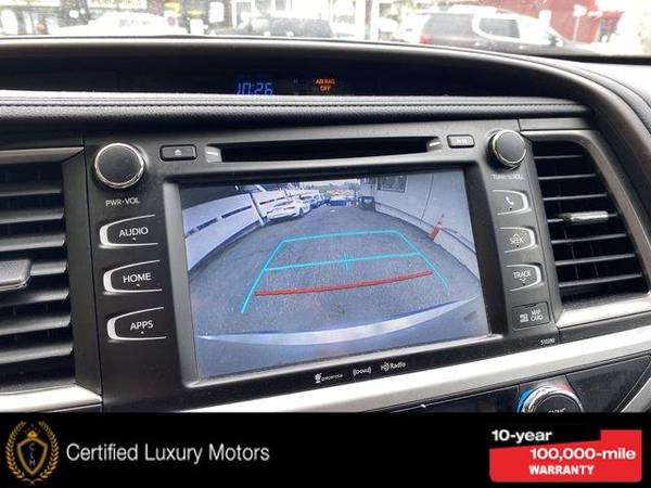 2018 Toyota Highlander XLE - - by dealer - vehicle for sale in Great Neck, NY – photo 18