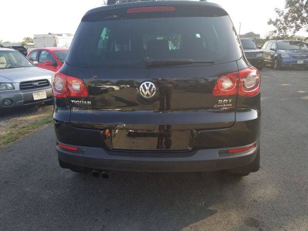 2011 Volkswagen Tiguan 4MOTION 4dr Auto SE Great Saving for sale in Fredericksburg, VA – photo 6