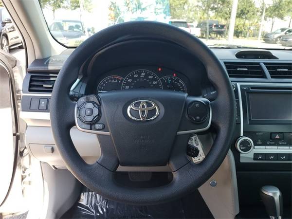 2013 Toyota Camry L sedan Classic Silver Metallic for sale in Clermont, FL – photo 23