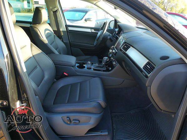 2012 Volkswagen Touareg V6 TDI - Seth Wadley Auto Connection for sale in Pauls Valley, OK – photo 15