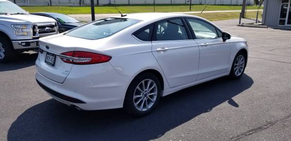2017 Ford Fusion SE FWD (Unit 0176) - cars & trucks - by dealer -... for sale in Lincoln, NE – photo 7