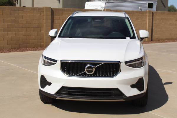 2023 VOLVO XC40 HYBRID SUV BRAND NEW 800 MI LOADED MAY TRADE - cars for sale in Glendale, AZ – photo 5