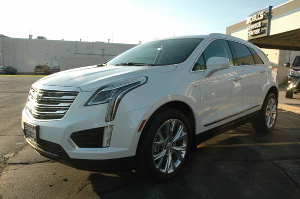2017 Cadillac XT5 AWD 4dr Premium Luxury *Trade-In's Welcome* for sale in Green Bay, WI – photo 4
