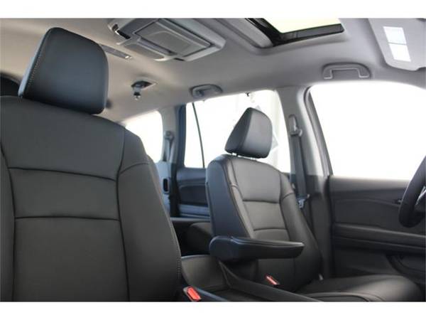 2019 Honda Pilot SUV Touring - Black for sale in Fairfield, CA – photo 17