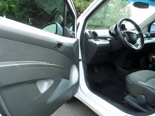 2014 Chevy Spark 4 Door - 30,895 Actual Miles! - 39 M.P.G. - cars &... for sale in Corvallis, OR – photo 9