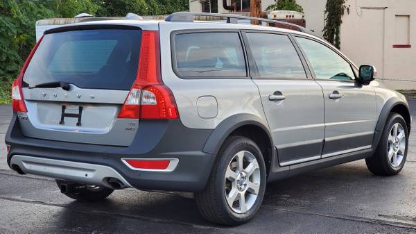 2009 Volvo XC70 T6 AWD (FREE CARFAX! RUNS AND DRIVES LIKE NEW! for sale in Rochester , NY – photo 5