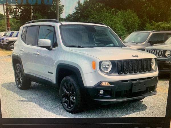 2018 Jeep Renegade Latitude 4WD - cars & trucks - by dealer -... for sale in El Paso, TX – photo 5