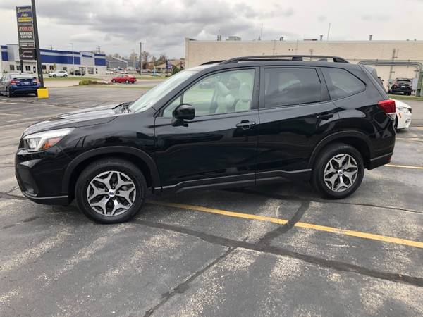 2019 Subaru Forester 2 5i Premium Trade-In s Welcome - cars & for sale in Green Bay, WI – photo 4