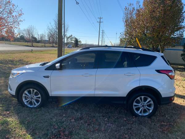 2017 FORD ESCAPE SE - cars & trucks - by dealer - vehicle automotive... for sale in Lebanon, TN – photo 2