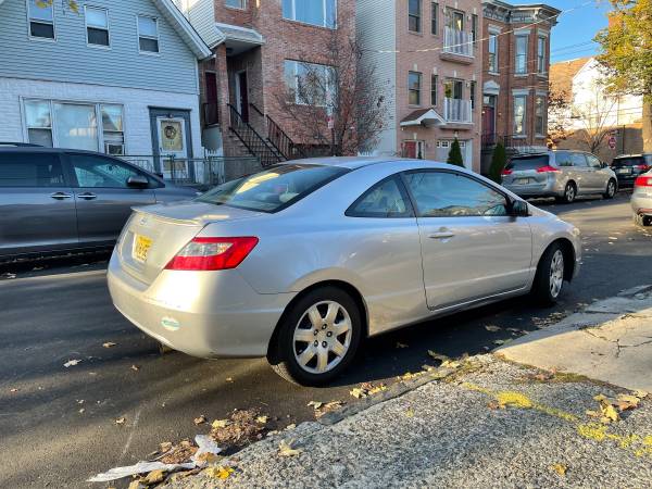 Honda Civic Coupe LX 2009 - cars & trucks - by owner - vehicle... for sale in Jersey City, NJ – photo 4