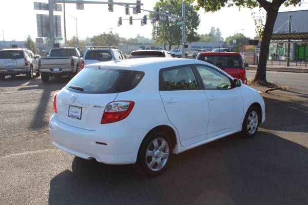 2009 Toyota Matrix Sport Wagon Good MPG Good Value - cars & for sale in Eugene, OR – photo 6