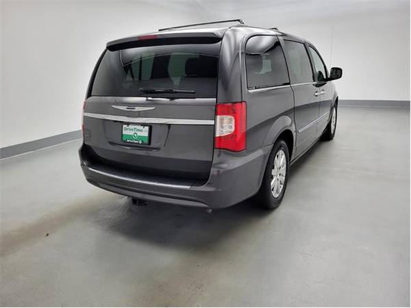 2015 Chrysler Town and Country Touring - mini-van for sale in Grand Rapids, MI – photo 9