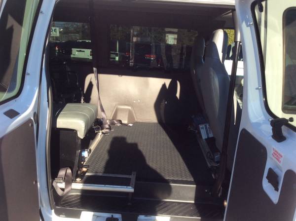 2012 Ford E150 High-Roof Wheelchair Van! ONLY 21K! MUST SEE! for sale in Ashland, VA – photo 17
