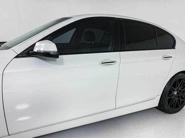 2015 BMW 528i White on Black Sedan for sale in Scottsdale, AZ – photo 12