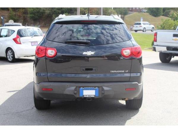 2011 Chevrolet Traverse SUV LT w/2LT - Black Granite Metallic for sale in Milledgeville, GA – photo 4