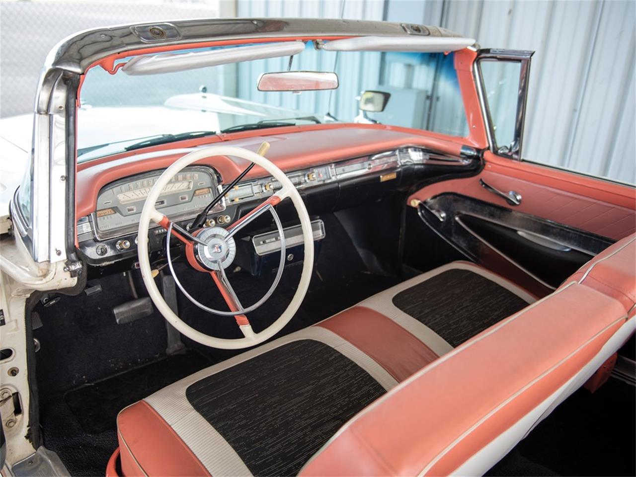 For Sale at Auction: 1959 Ford Galaxie Skyliner for sale in Auburn, IN – photo 4