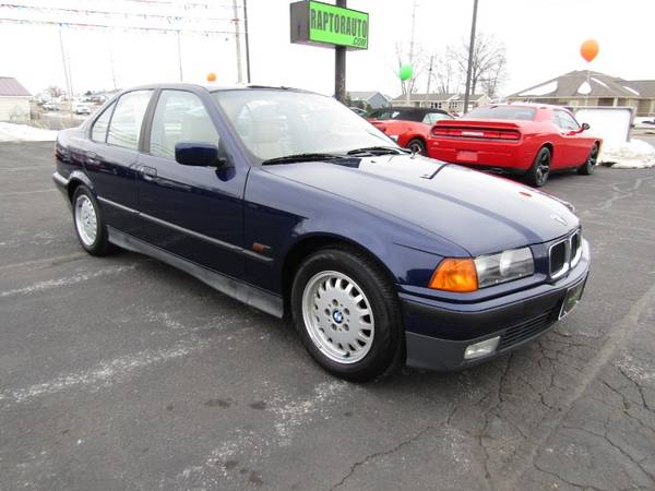 1995 BMW 3-Series 325i - - by dealer - vehicle for sale in Fort Wayne, IN – photo 2