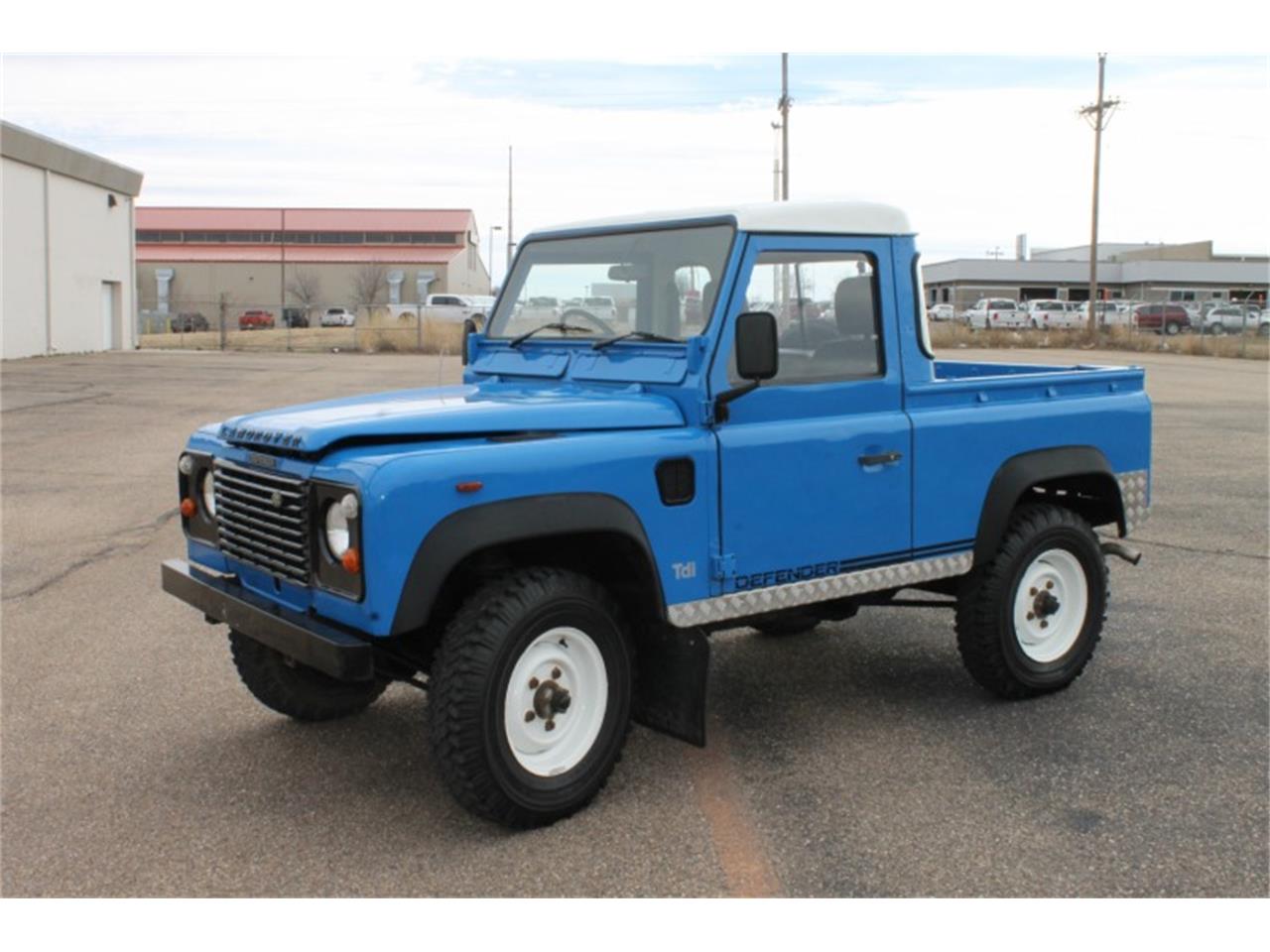 For Sale at Auction: 1991 Land Rover Defender for sale in Peoria, AZ – photo 2