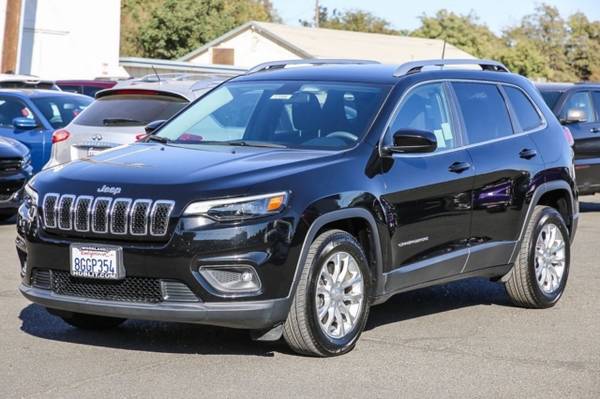 2019 Jeep Cherokee Latitude - cars & trucks - by dealer - vehicle... for sale in Woodland, CA – photo 3