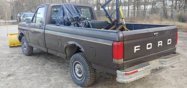 FORD F150 4X4 1988 - cars & trucks - by owner - vehicle automotive... for sale in Jessup, MD – photo 4