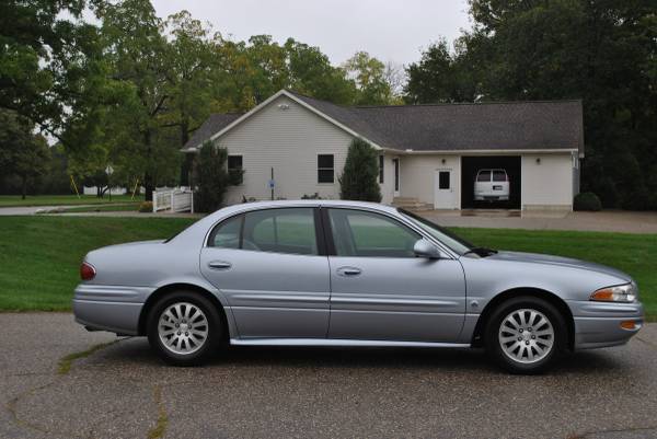 2005 BUICK LESABRE CUSTOM RUST FREE FROM FLORIDA VERY CLEAN for sale in Flushing, MI – photo 4