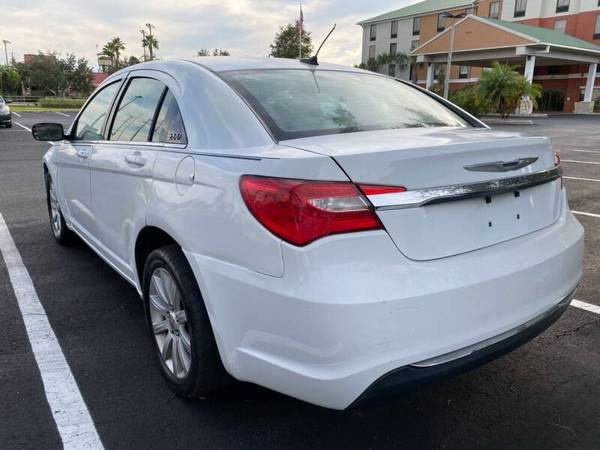 2013 Chrysler 200 - cars & trucks - by owner - vehicle automotive sale for sale in PORT RICHEY, FL – photo 4