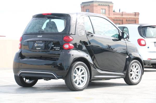 2016 smart Fortwo electric drive Black Buy Today....SAVE NOW!! for sale in San Francisco, CA – photo 5