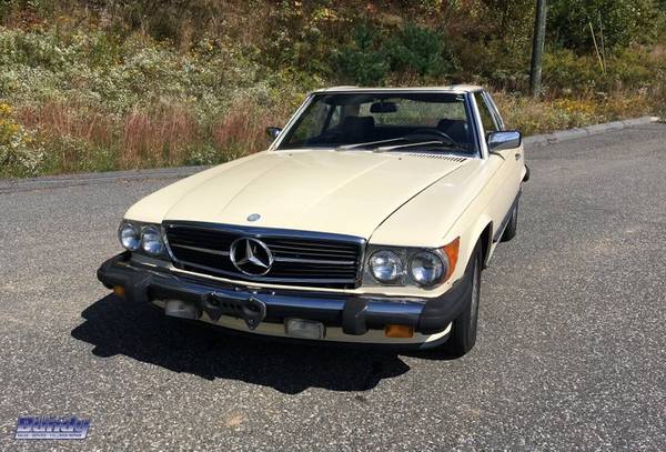 1988 Mercedes-Benz 560 Series 2dr Roadster 560SL for sale in Tolland , CT