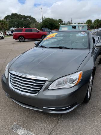 2011 Chrysler 200 convertible - cars & trucks - by owner - vehicle... for sale in Melbourne , FL – photo 5